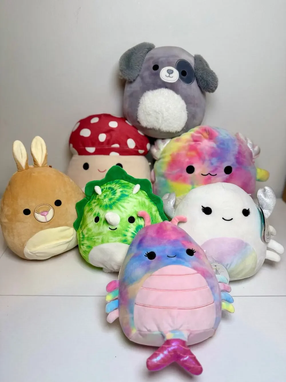 Lot of 7 Squishmallows Varios Sizes NWT and GUC